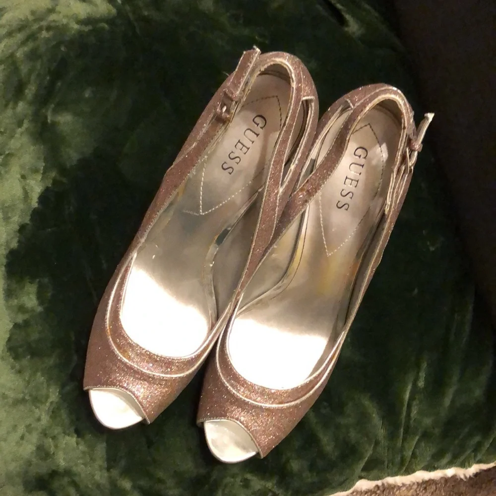 GUESS SHOES - Picture 3 of 7
